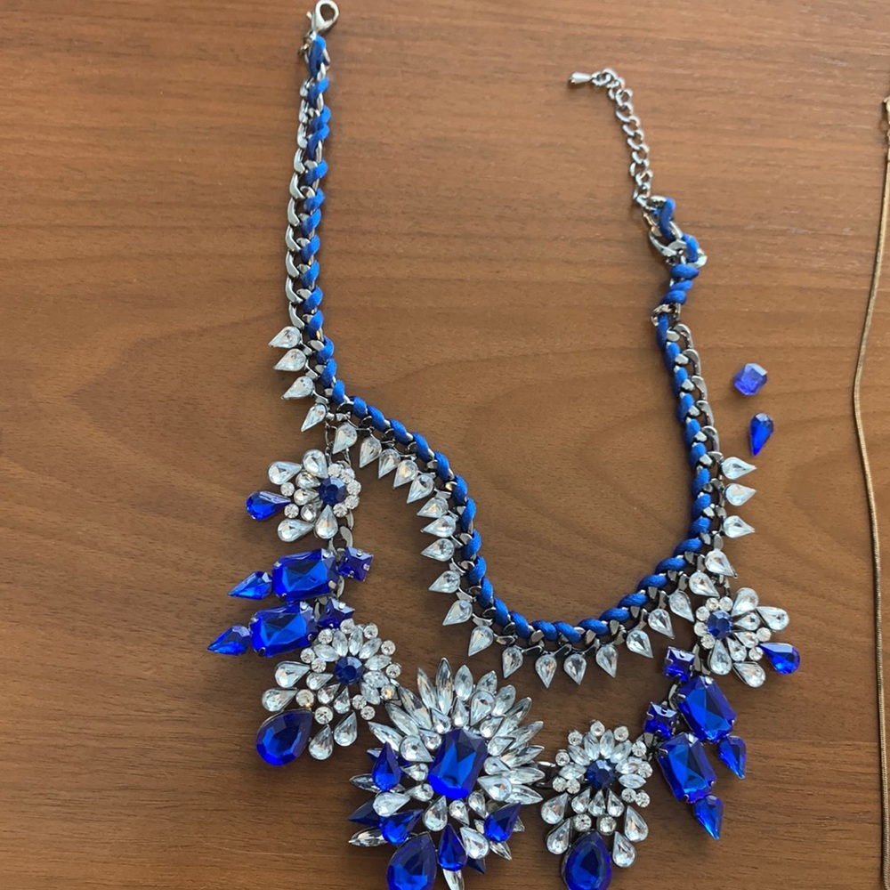 Blue jewelry necklace